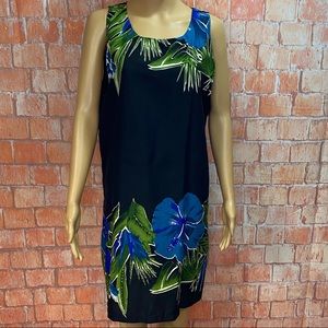 Surface Black Floral Shift‎ Dresse